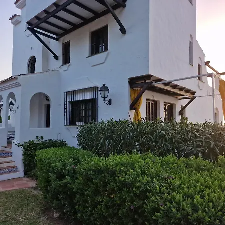 Hotel Aldea Blanca Cute Marbella